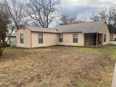 Main picture of 610 Carrie Ave