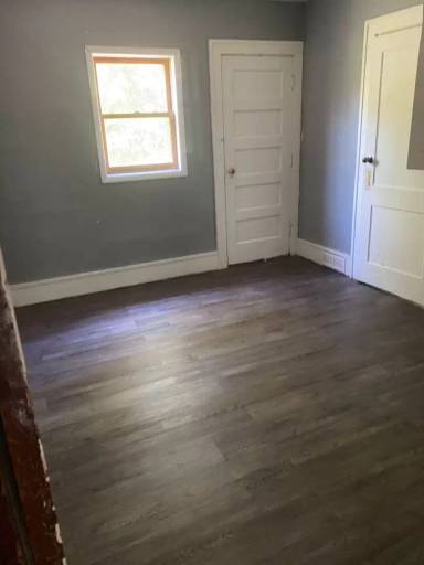 Main picture of 300 13th St SW