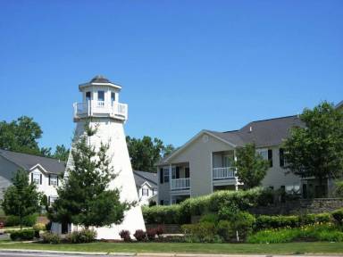 Main picture of 905 River View Dr