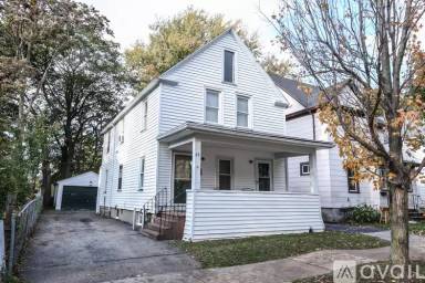 Main picture of 48 Asbury St