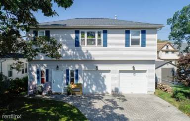 Main picture of 316 4th Ave