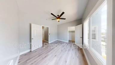 Main picture of 5460 Bancroft Ave