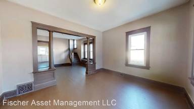 Main picture of 3214 W 73rd St