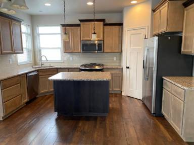 Main picture of 3044 S Fillmore Pl