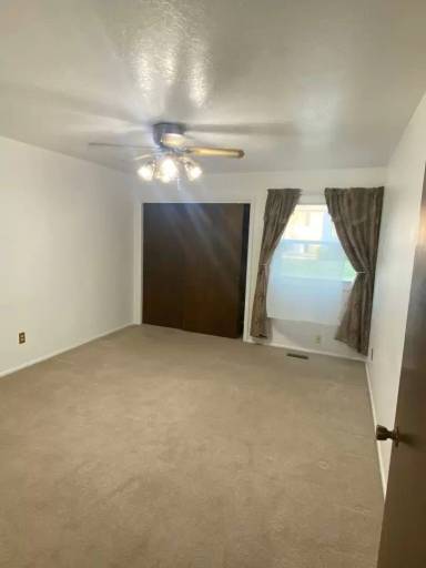 Main picture of 20 E 1370 South Pl