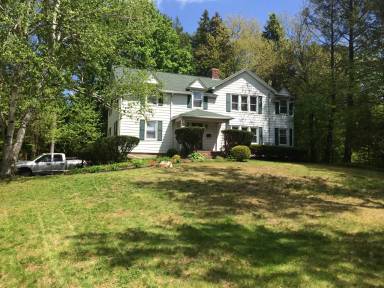 Main picture of 322 Deerfield Rd