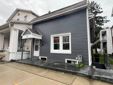 Main picture of 830 E Prospect St