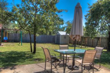 Main picture of 2108 Ortega St