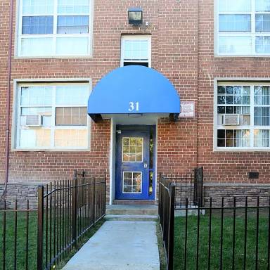 Main picture of 31 Chesapeake St SE