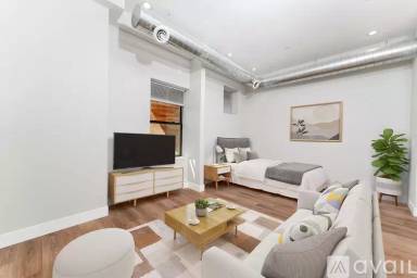 Main picture of 1219 W Devon Ave