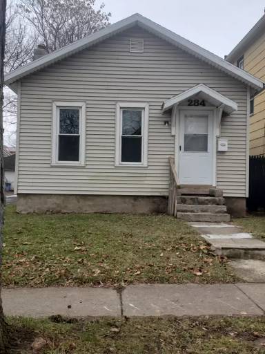 Main picture of 262 Magnolia St