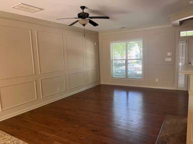 Main picture of 403 Matheson Pl