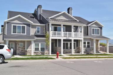 Main picture of 5621 W Island Ridge Dr