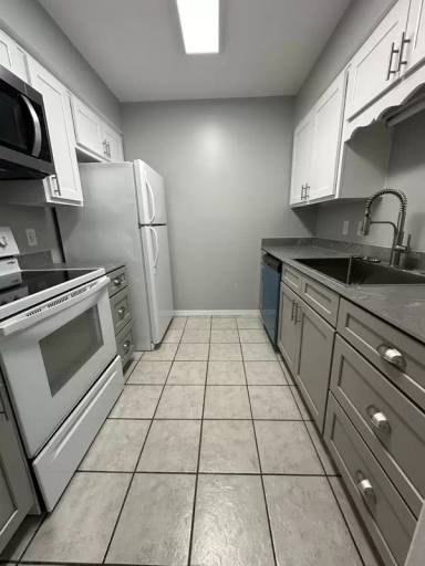 Main picture of 500 Lincoln St