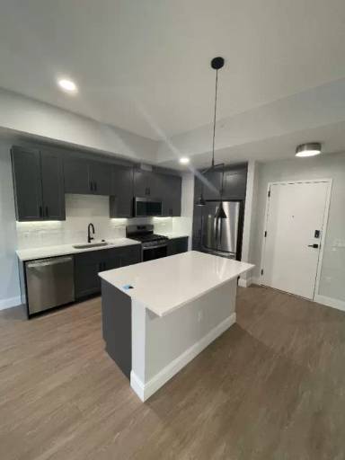 Main picture of 1420 24th St