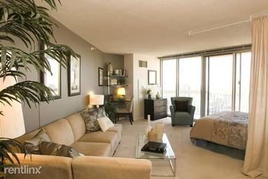 Main picture of Grand Plaza