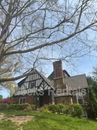 Main picture of 402 Holswade Dr