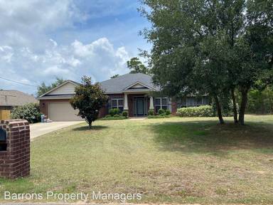 Main picture of 6680 Castlewood St