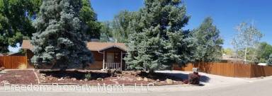 Main picture of 641 1/2 Starlight Dr