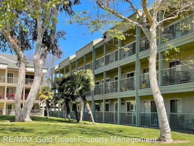 Main picture of 864 Bluewater Way