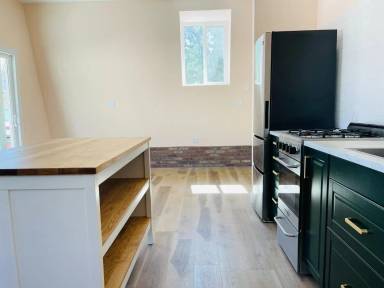 Main picture of 33008 Joshua Ave