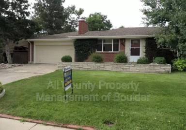Main picture of 4890 Sioux Dr