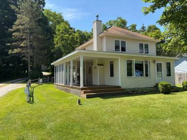 Main picture of 7285 W Glenmere Rd