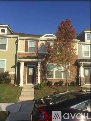 Main picture of 309 Roundhouse Ln