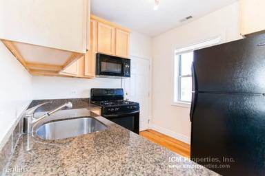 Main picture of 1210-1216 W Waveland Ave Apartments