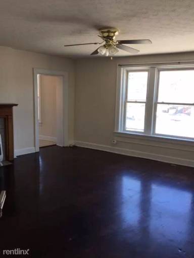 Main picture of 3167 N High St