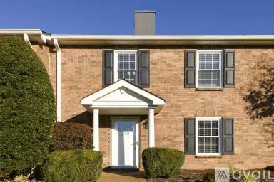 Main picture of 223 Cottage Pl