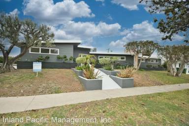 Main picture of 5807 W 74th St