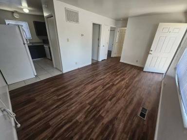 Main picture of 318 4th St