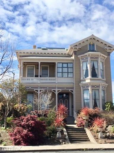 Main picture of 243 Liberty St