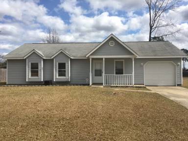 Main picture of 123 Broadleaf Dr