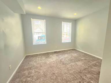 Main picture of 4809 Leiper St