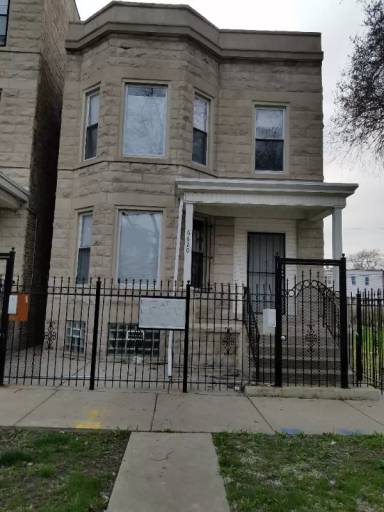 Main picture of 6620 S Saint Lawrence Ave