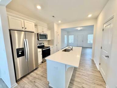 Main picture of 1353 Darlington Dr