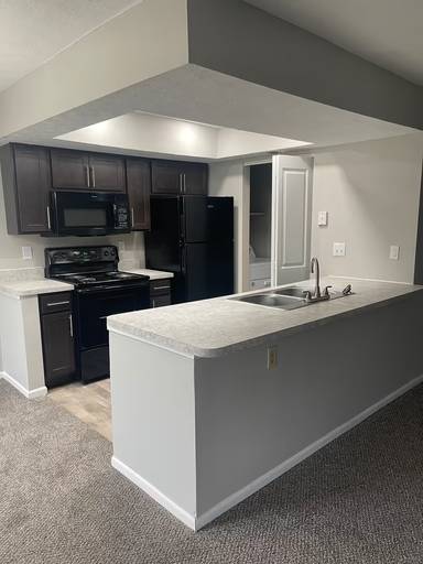 Main picture of 1400 Highland Ridge Blvd
