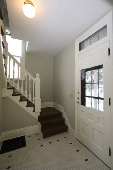 Main picture of 1912 Roblyn Ave