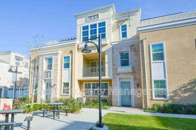 Main picture of 649 Winchester Dr