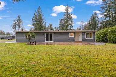 Main picture of 26620 SE Summit Landsburg Rd
