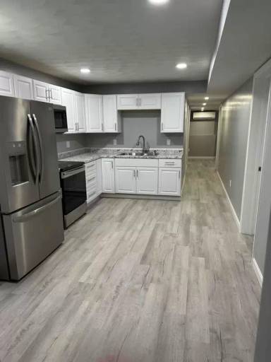 Main picture of 30 Alaska St