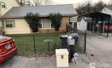 Main picture of 636 Washington Ave