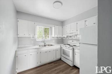 Main picture of 3330 Arlington Ave