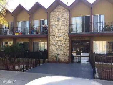 Main picture of 14696 Rayen St