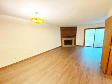 Main picture of 908 Hearthridge Ct
