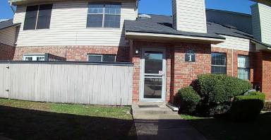 Main picture of Carriage Quarters Condominiums