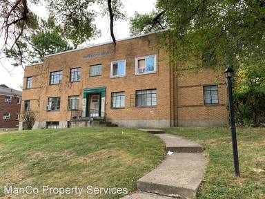 Main picture of 420 W Parkwood Dr