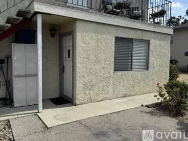 Main picture of 6305 Marchant Ave